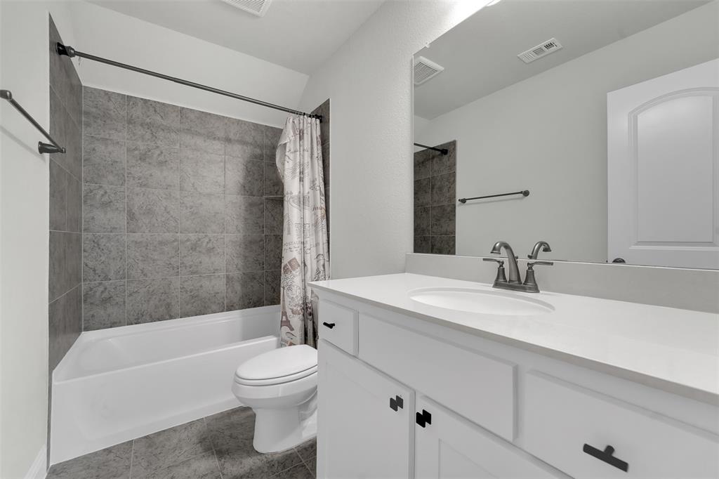 804 Meadow Holly Drive Property Photo 25