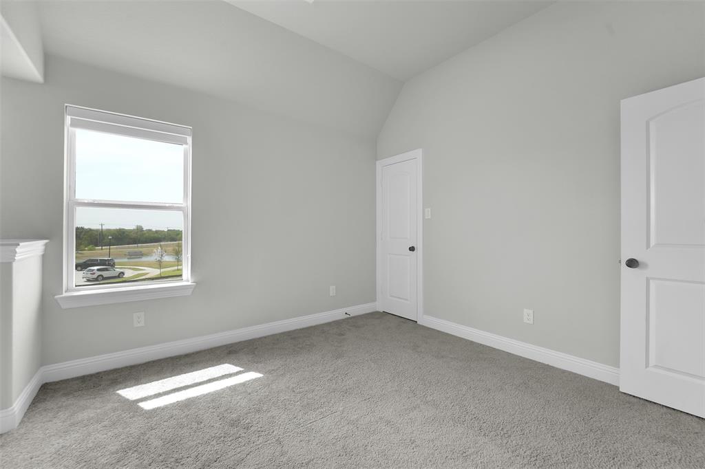 804 Meadow Holly Drive Property Photo 29