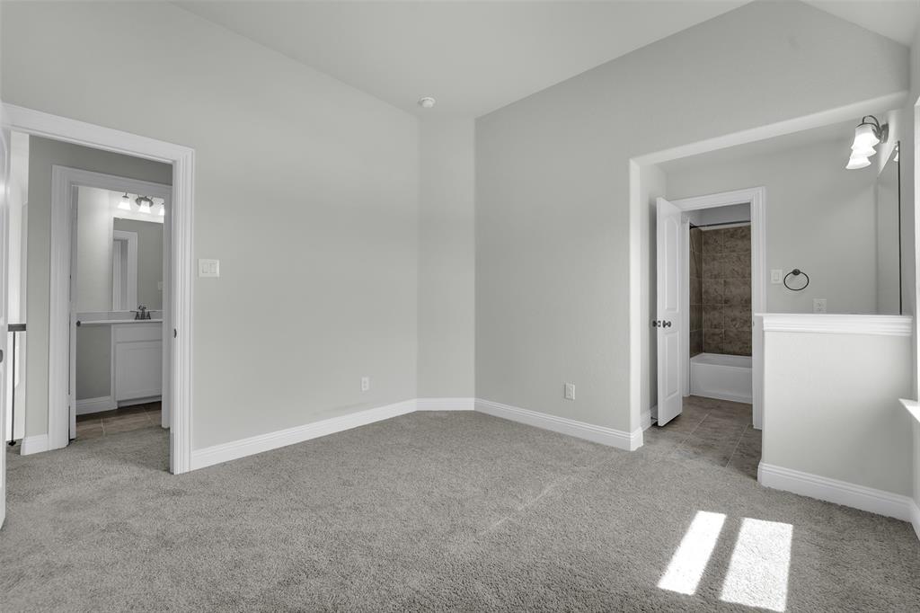 804 Meadow Holly Drive Property Photo 30