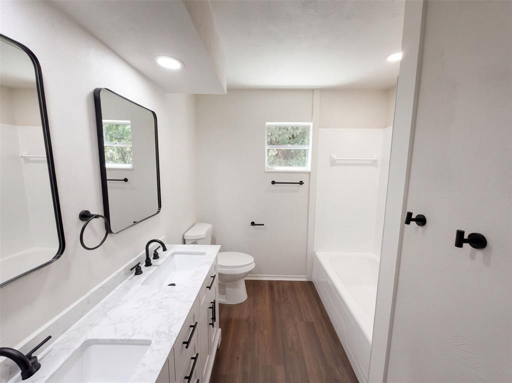 1329 Wellington Drive Property Photo 9