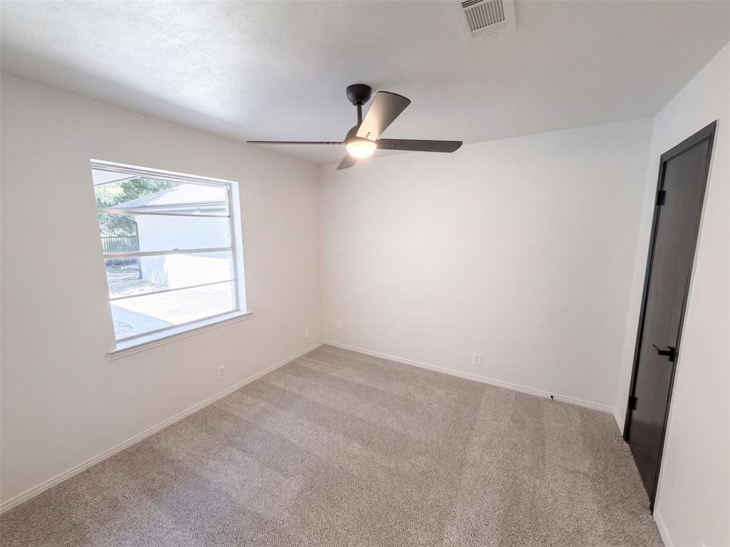 1329 Wellington Drive Property Photo 17