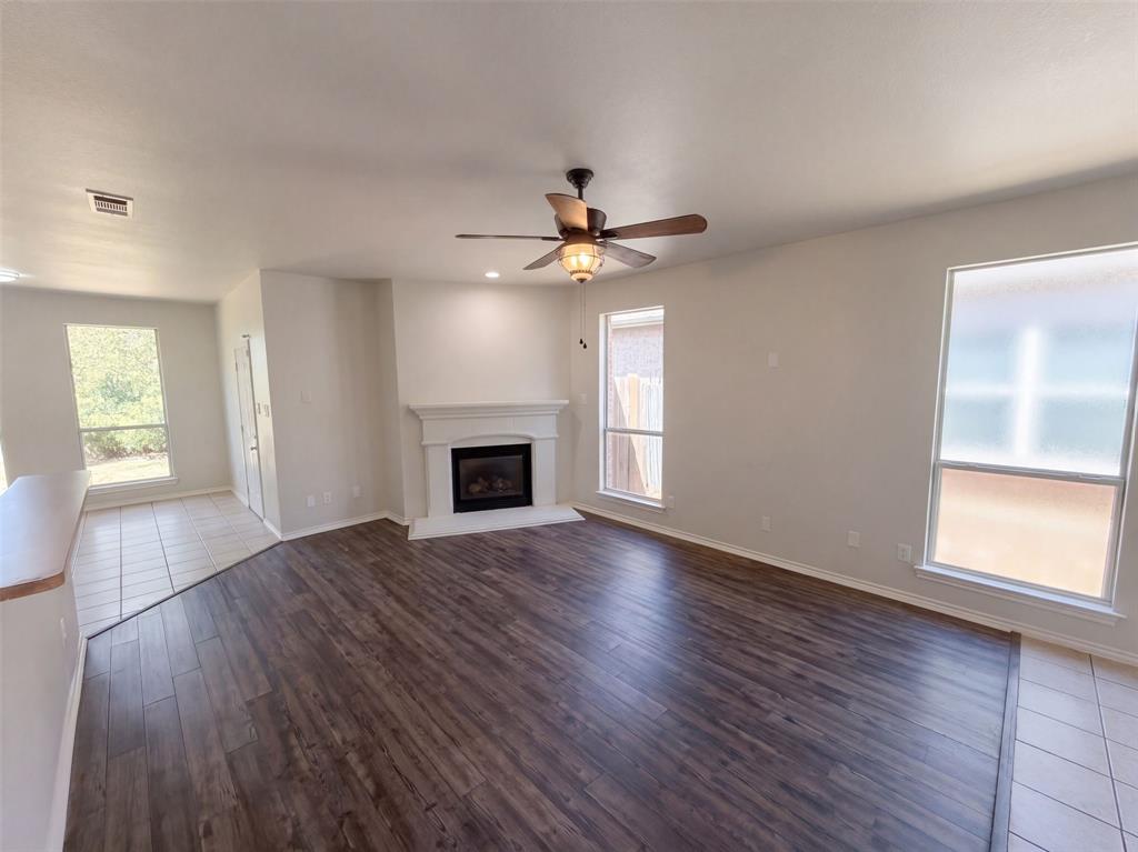 2617 Silver Hill Drive Property Photo 8