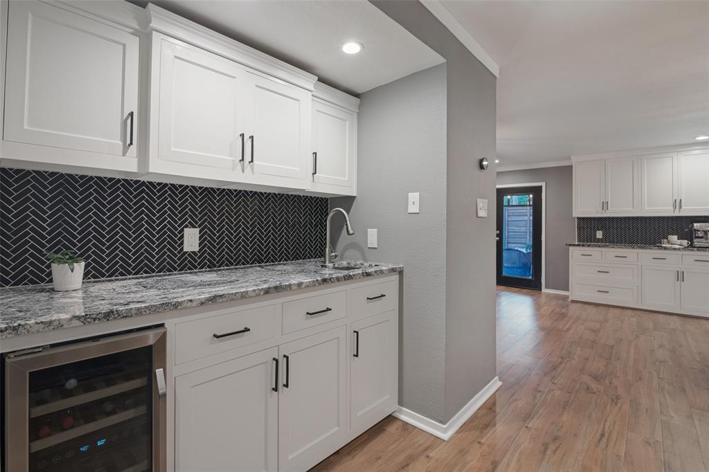 1102 Woodland Way Property Photo 12