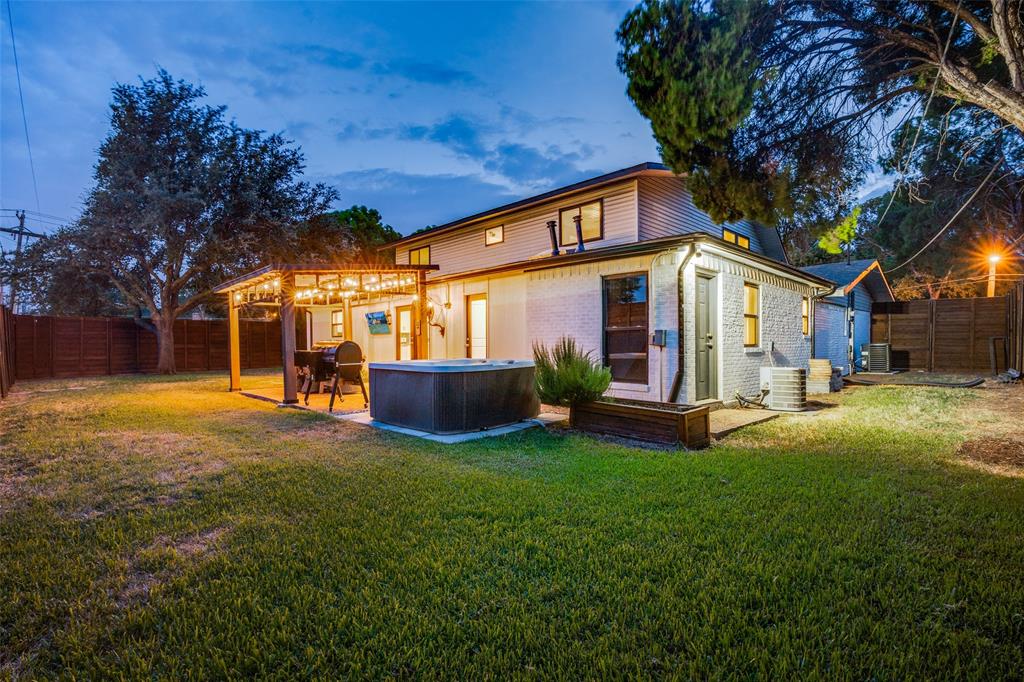 1102 Woodland Way Property Photo 28