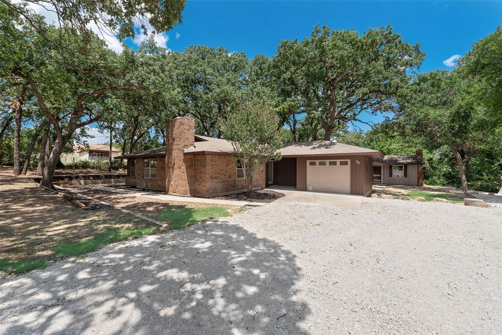 294 Thomas Len Road Property Photo 1