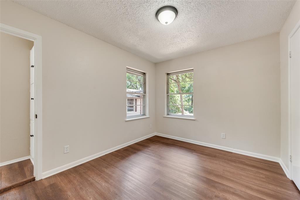 294 Thomas Len Road Property Photo 20
