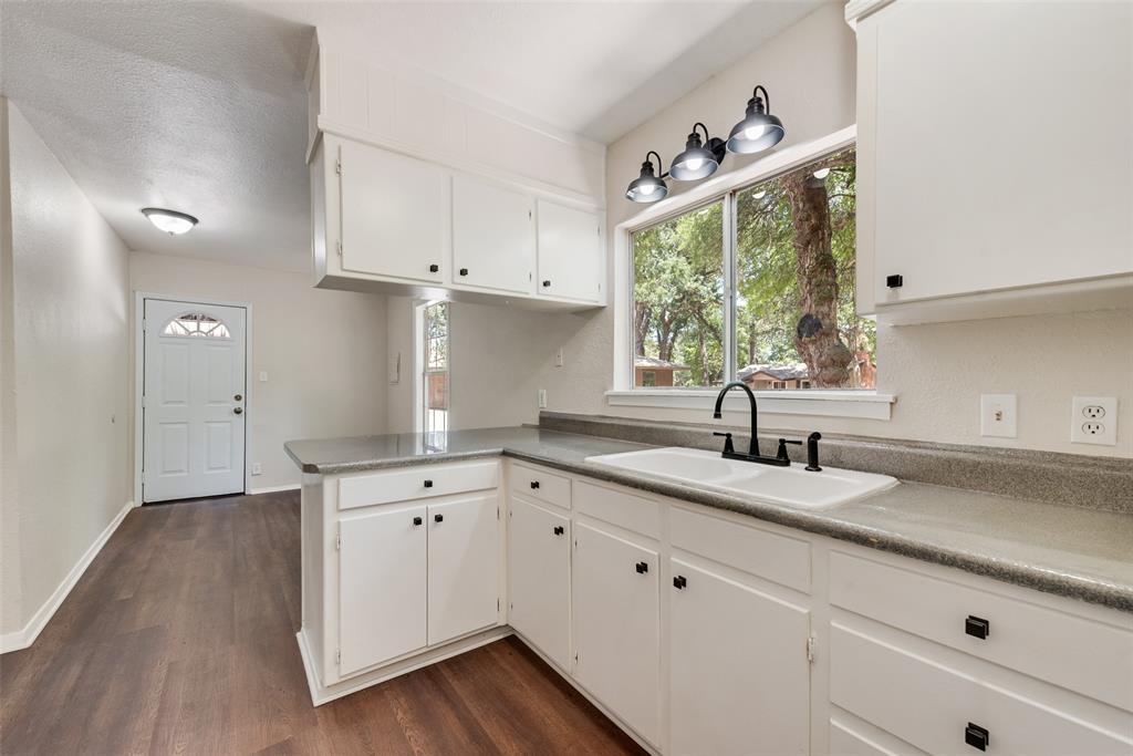 294 Thomas Len Road Property Photo 27