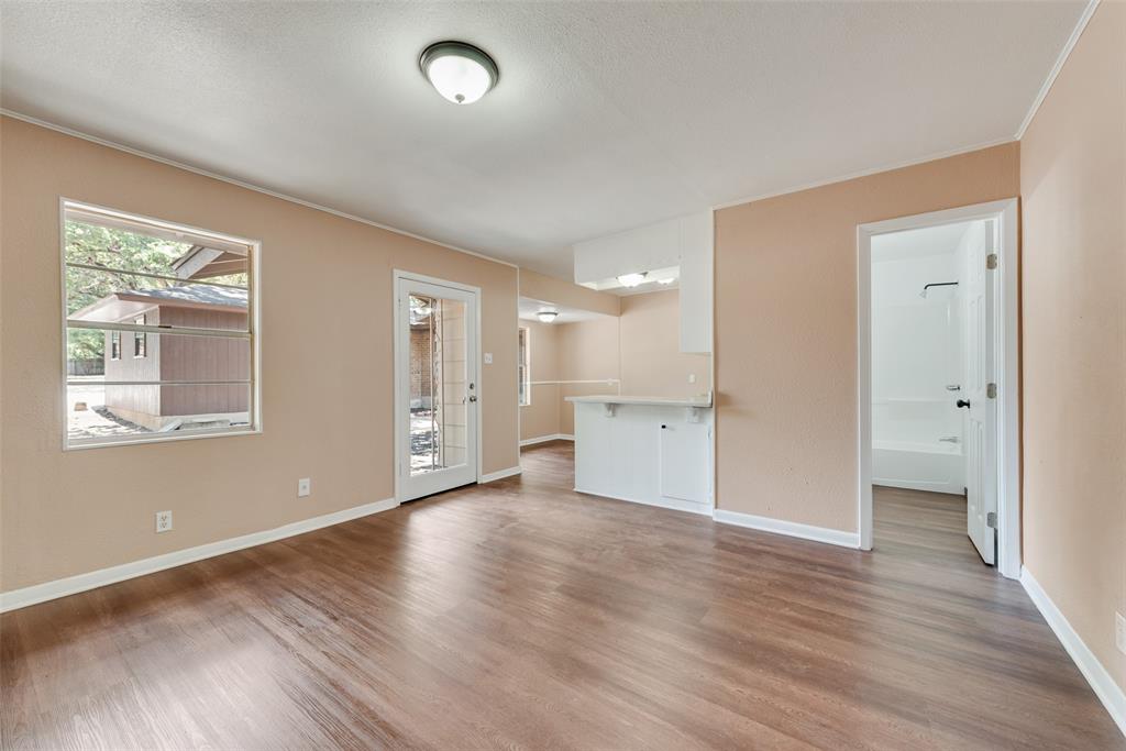 294 Thomas Len Road Property Photo 36