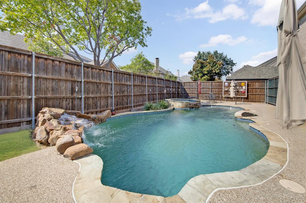 4101 Crooked Stick Drive Property Photo 4