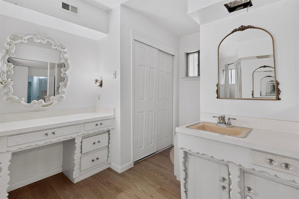 1129 Oak Meadows Drive Property Photo 25