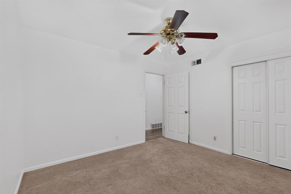1129 Oak Meadows Drive Property Photo 27