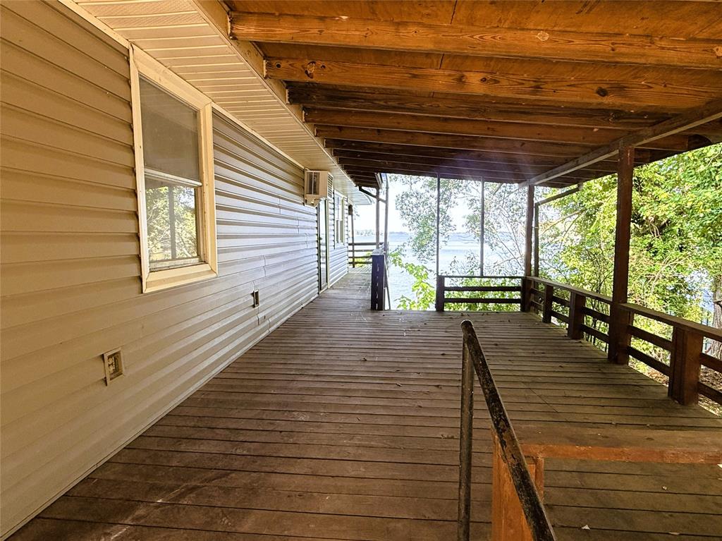 204 Bluebird Lane Property Photo 3
