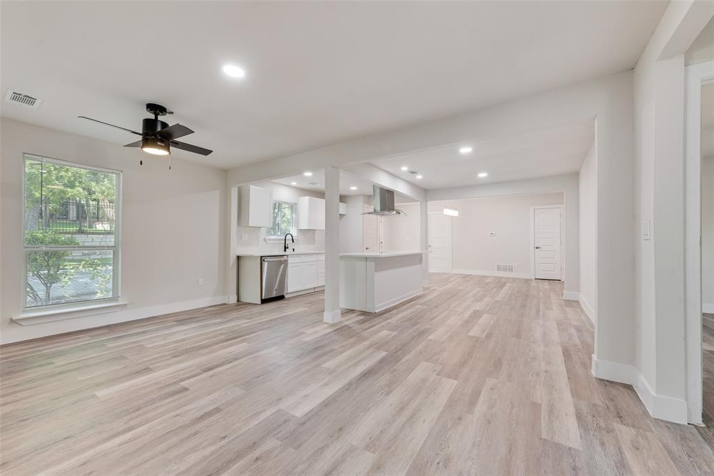 7101 Fairdale Avenue Property Photo 10