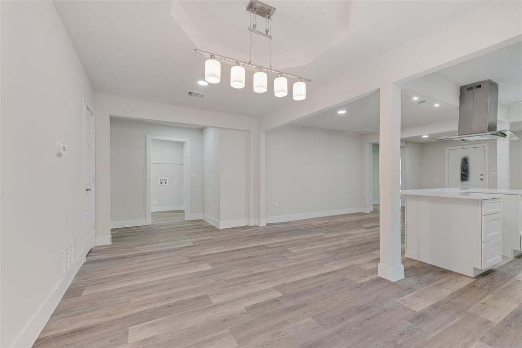 7101 Fairdale Avenue Property Photo 12
