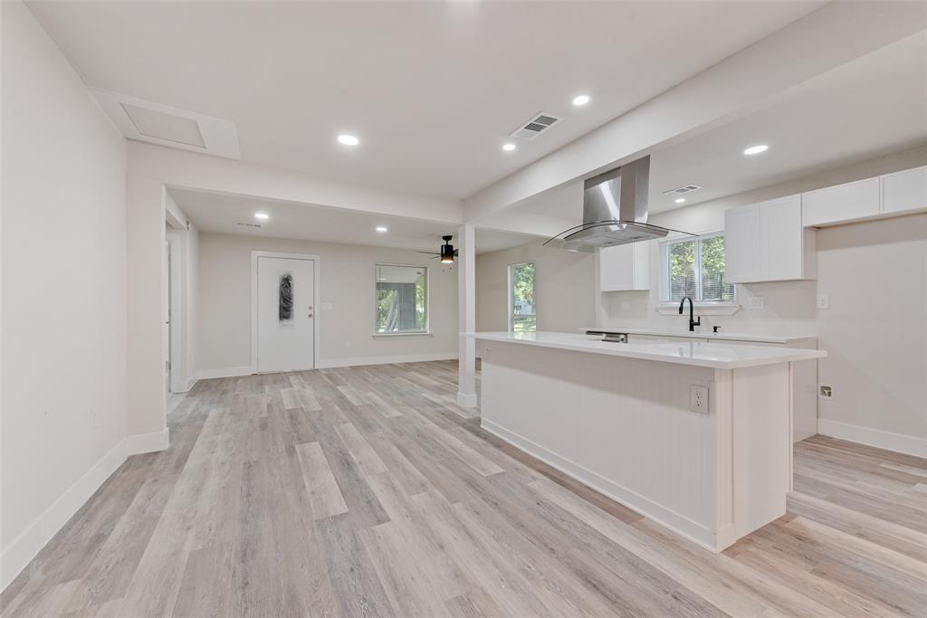 7101 Fairdale Avenue Property Photo 15
