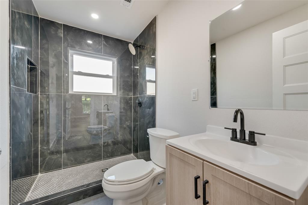 7101 Fairdale Avenue Property Photo 23