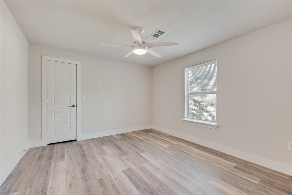 7101 Fairdale Avenue Property Photo 24
