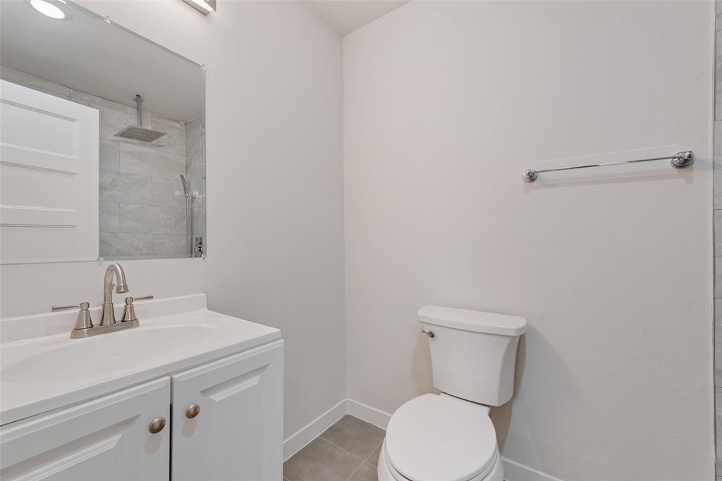 7101 Fairdale Avenue Property Photo 29
