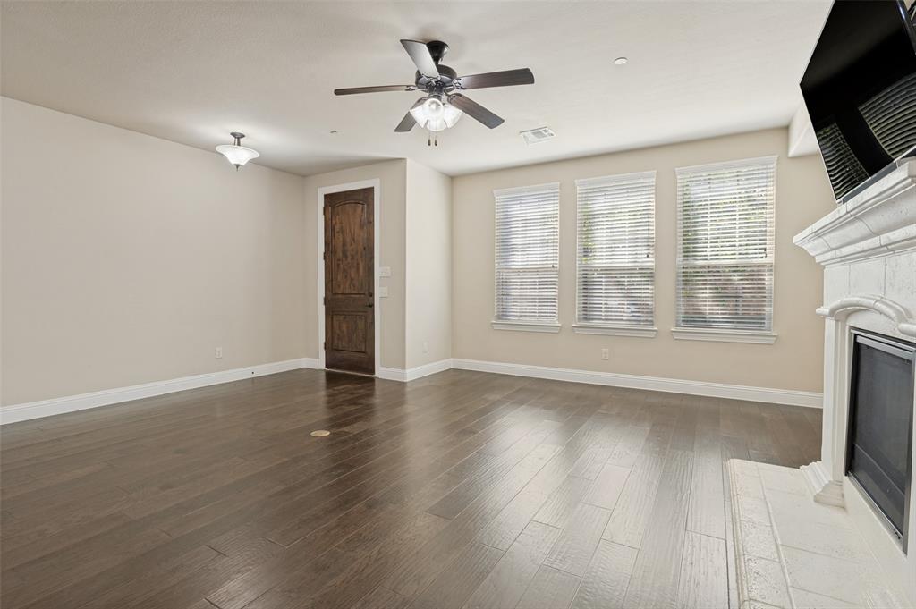 4412 Fisk Lane Property Photo 2