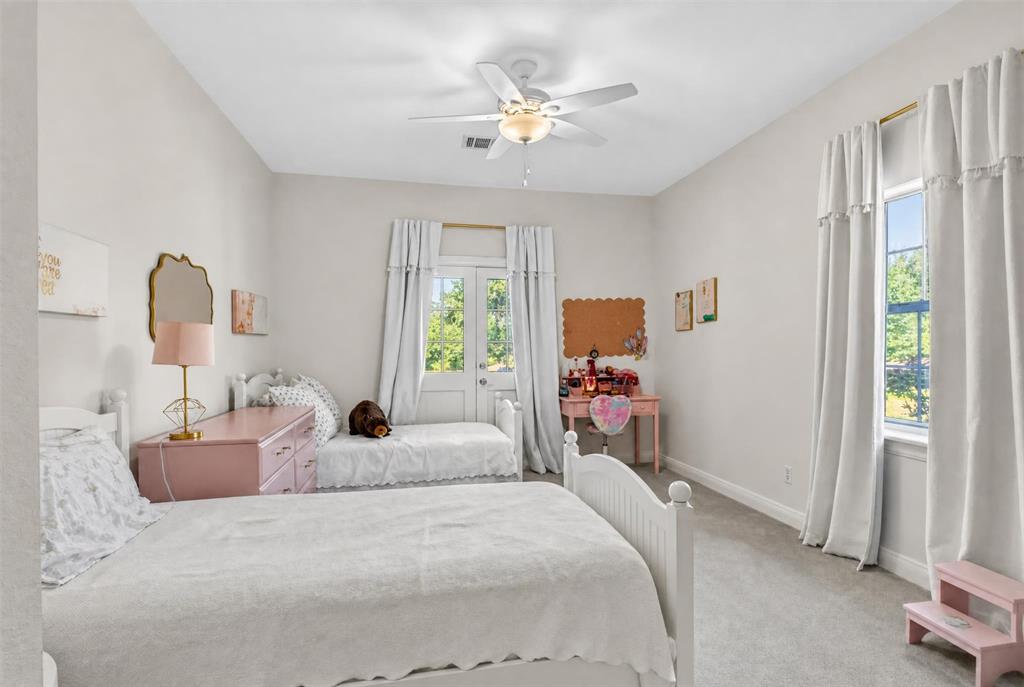 10110 Stonehedge Drive Property Photo 25