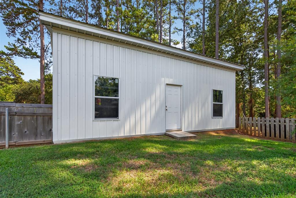 10110 Stonehedge Drive Property Photo 37