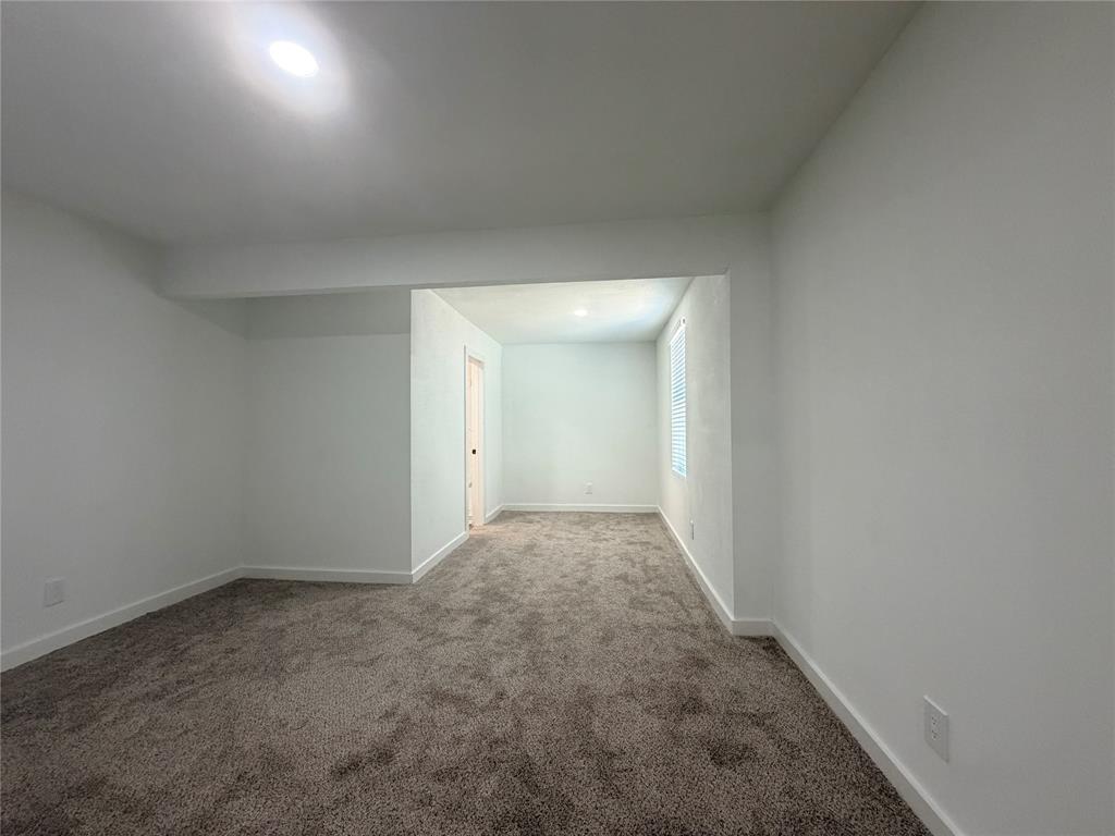 1424 E Parker Road Property Photo 13