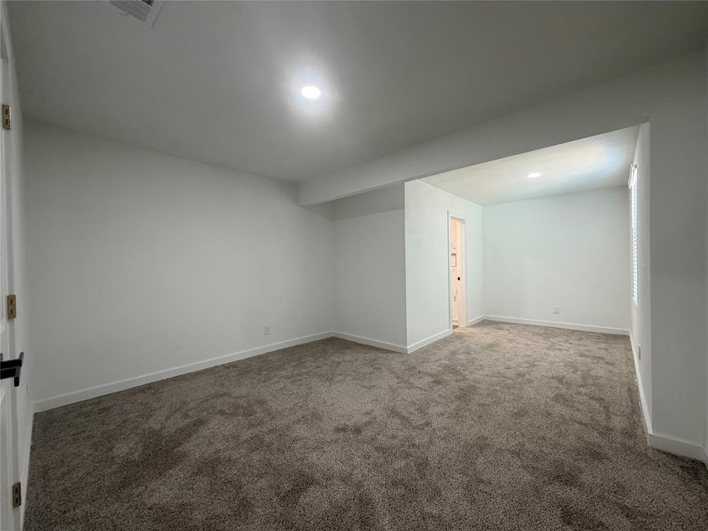 1424 E Parker Road Property Photo 14