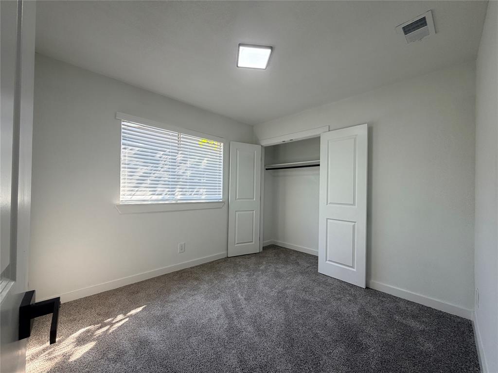 1424 E Parker Road Property Photo 23