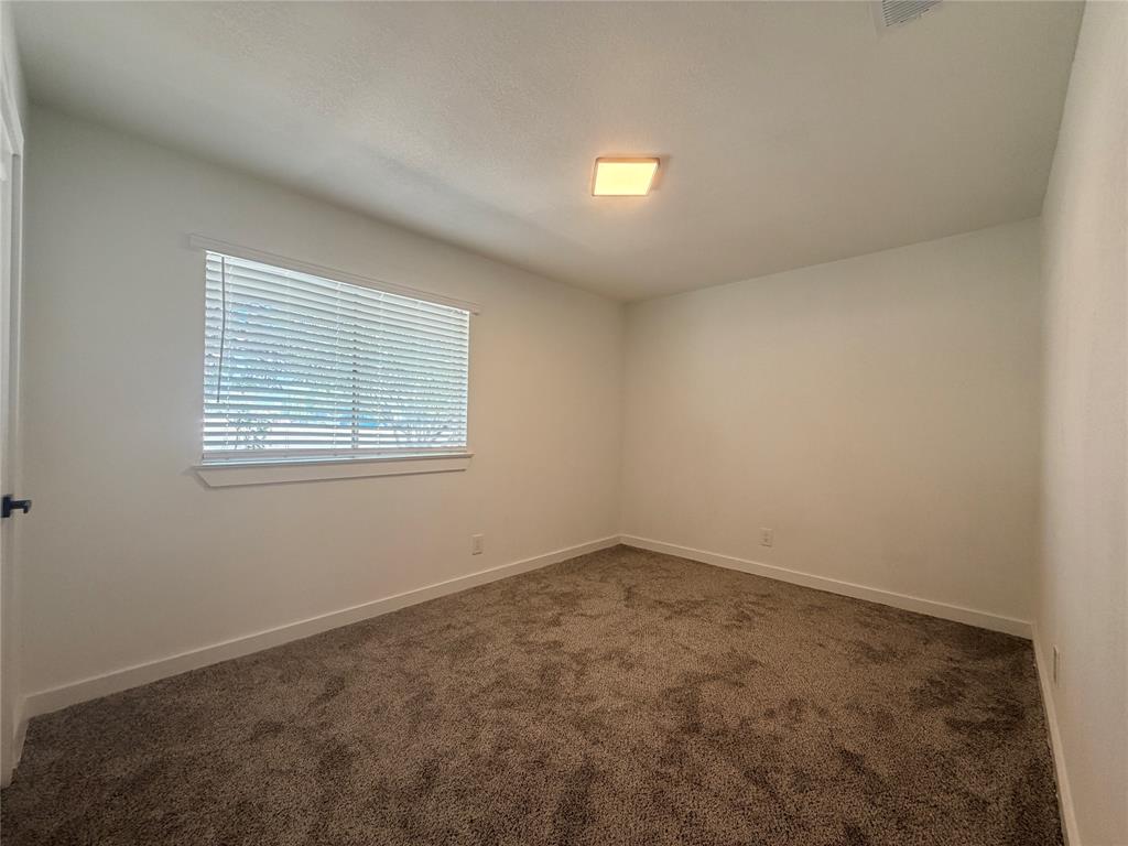 1424 E Parker Road Property Photo 25