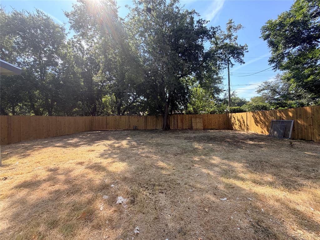 1424 E Parker Road Property Photo 28