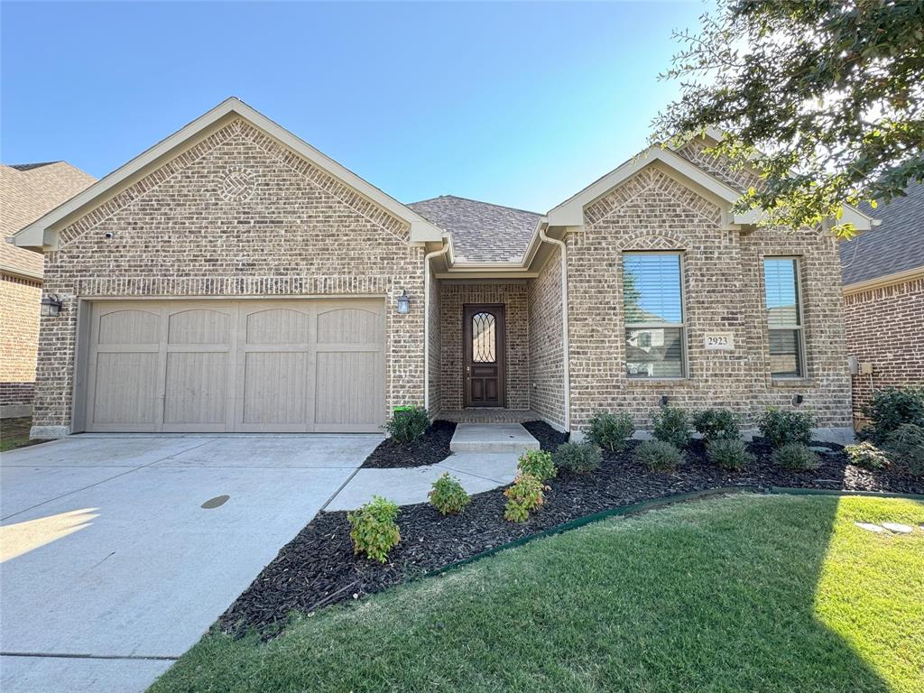 2923 Bold Ruler Road Property Photo 1
