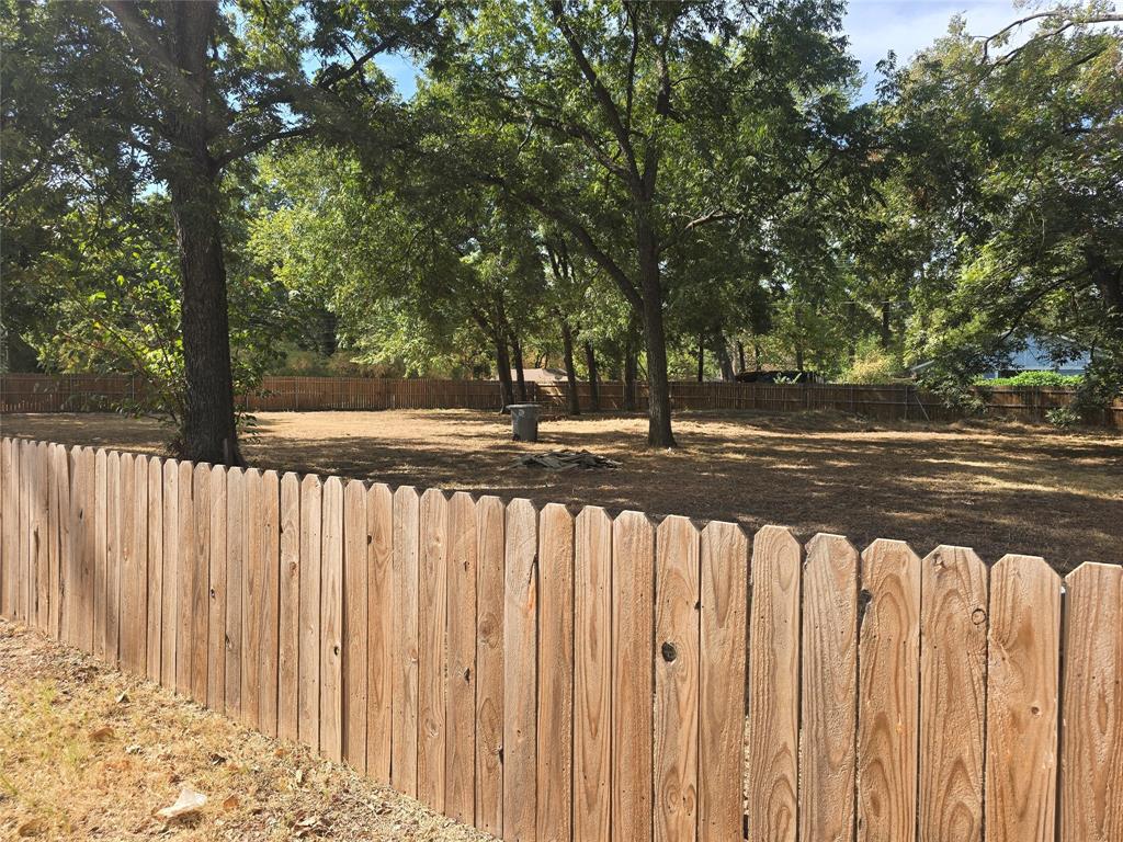 8019 Kiska Street Property Photo 7