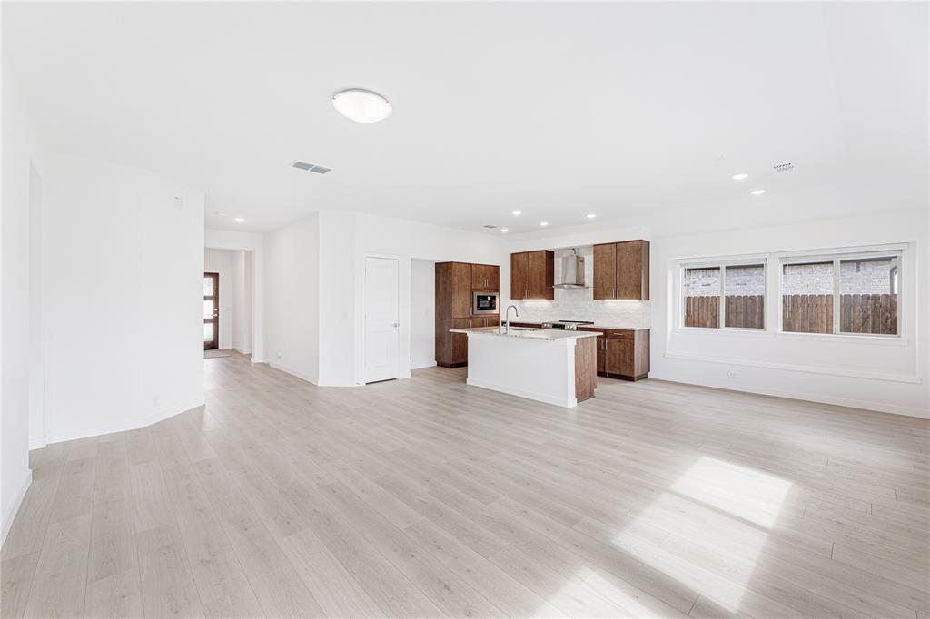 3643 Jordan Way Property Photo 6