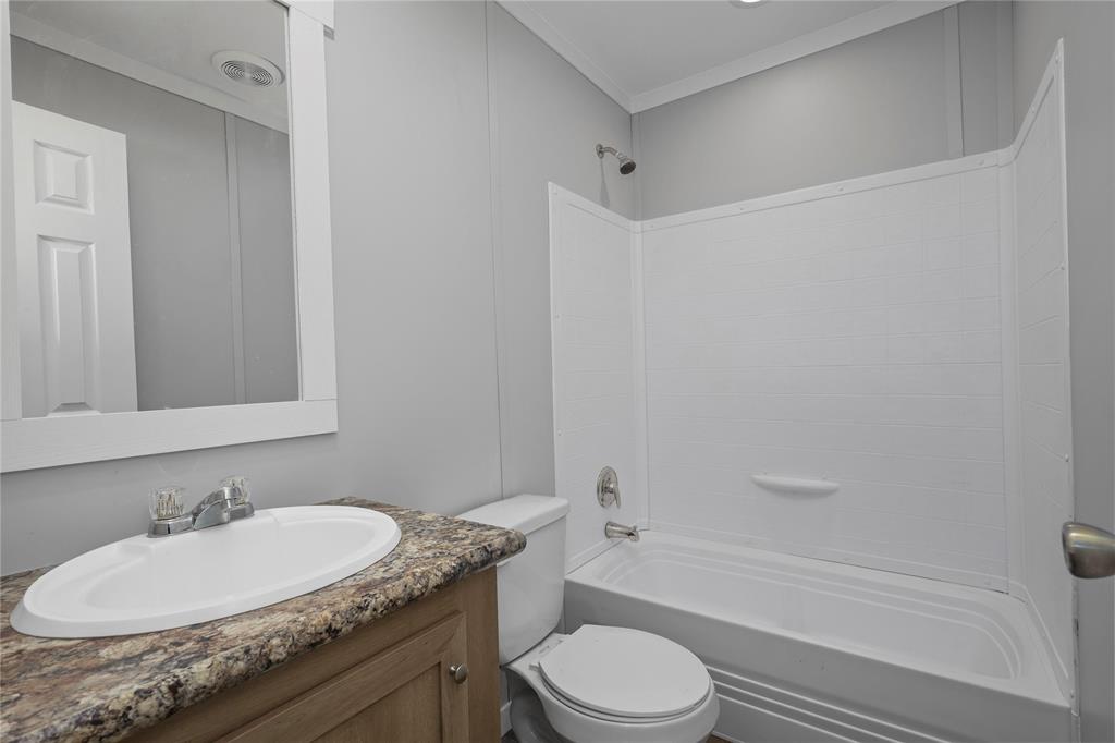 7983-b Us Highway 84 Property Photo 25