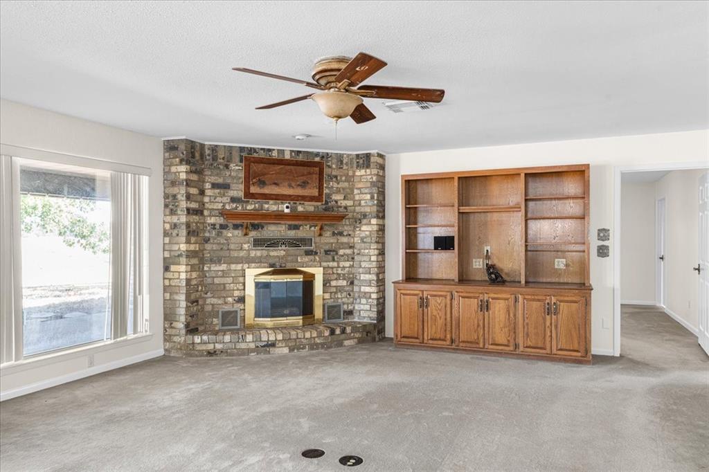 801 County Road 0025 Property Photo 9