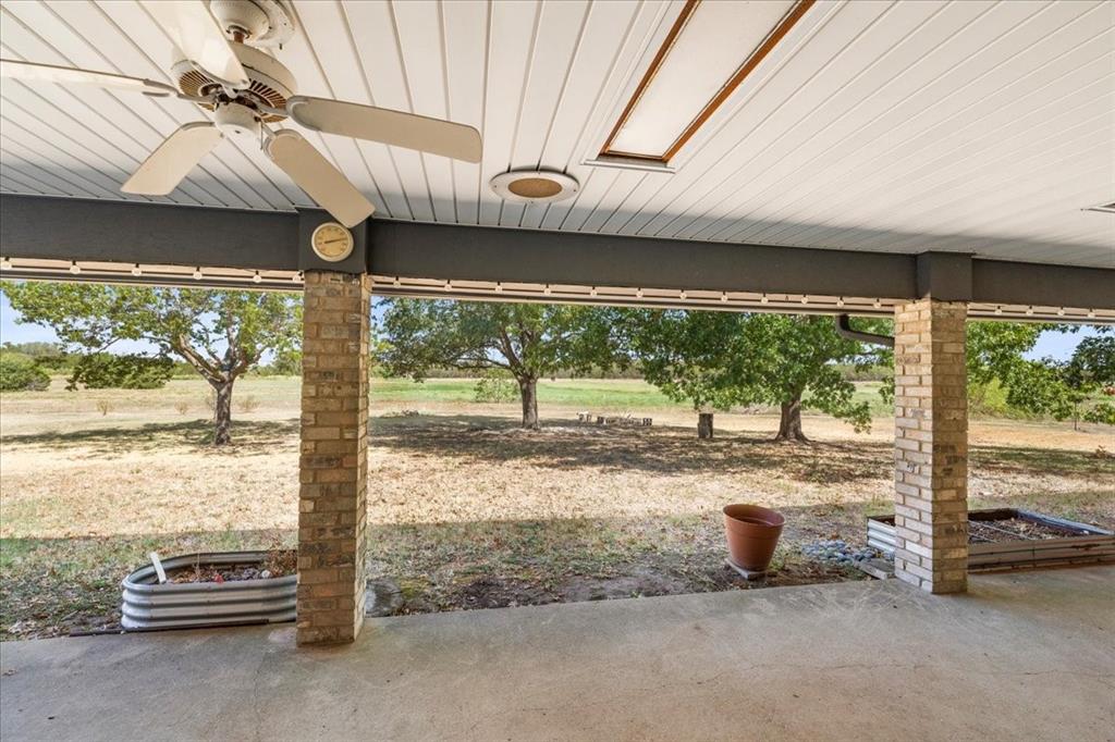 801 County Road 0025 Property Photo 33