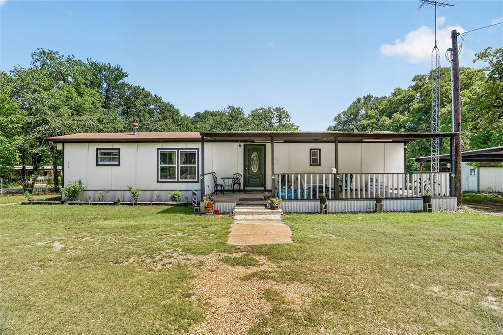 916 Fawn Drive Property Photo 1