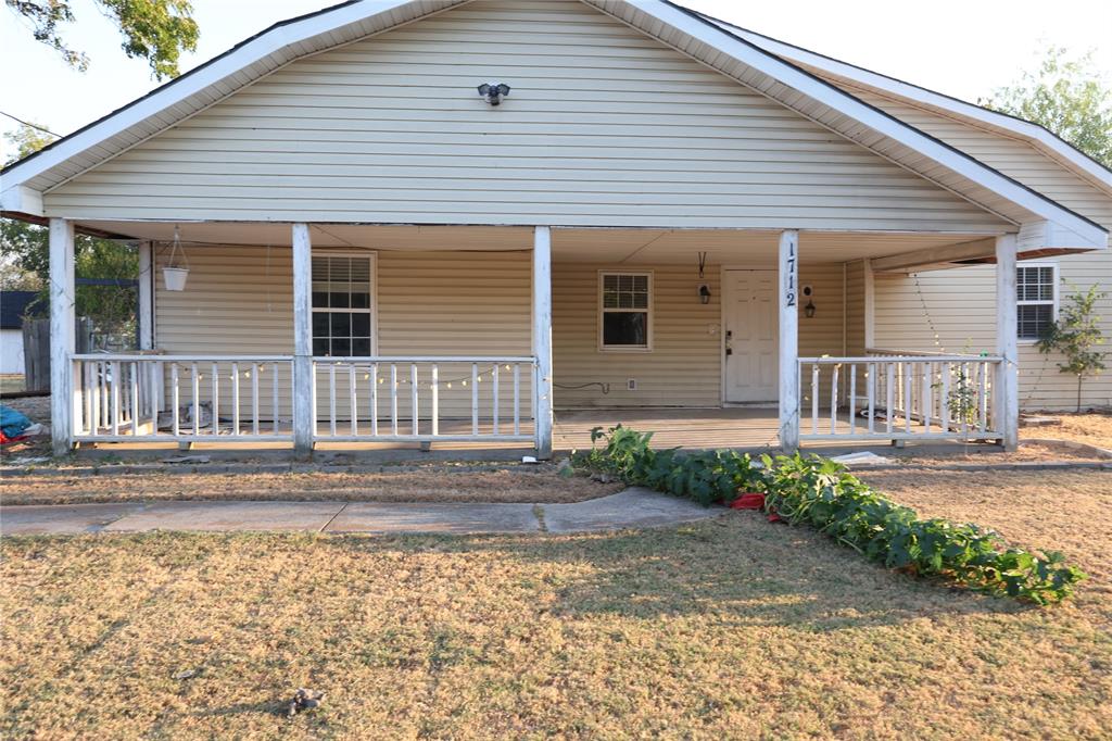 1712 Potter Lane Property Photo 2