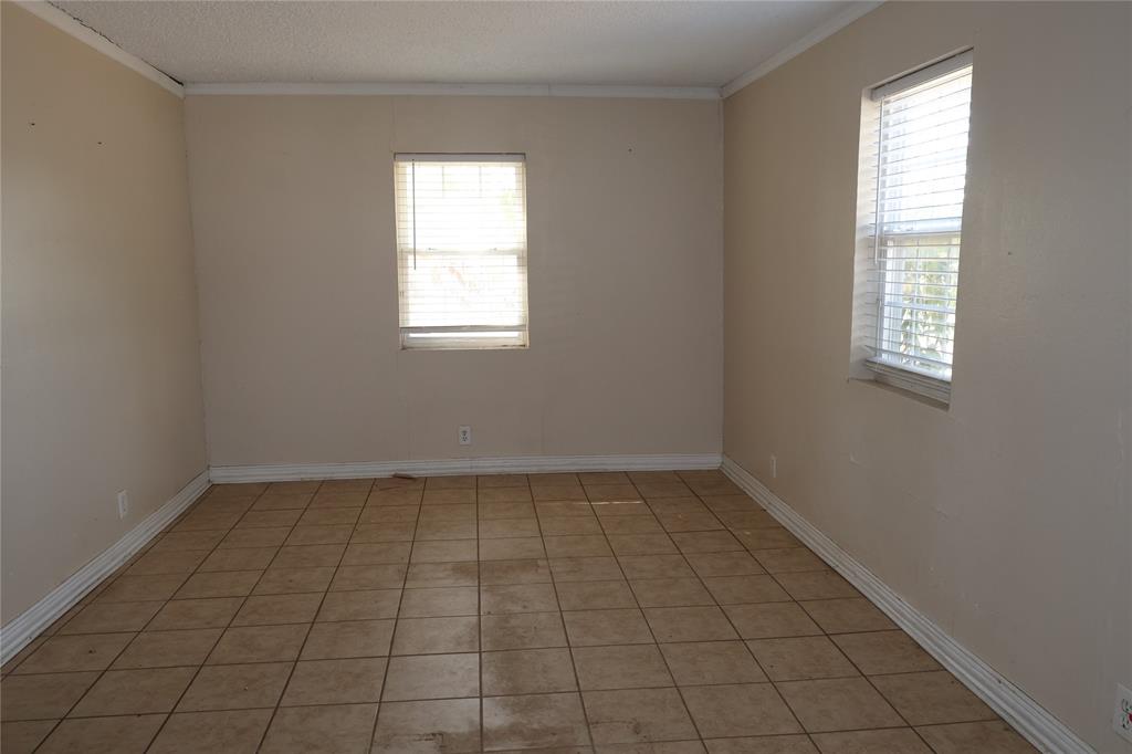 1712 Potter Lane Property Photo 8