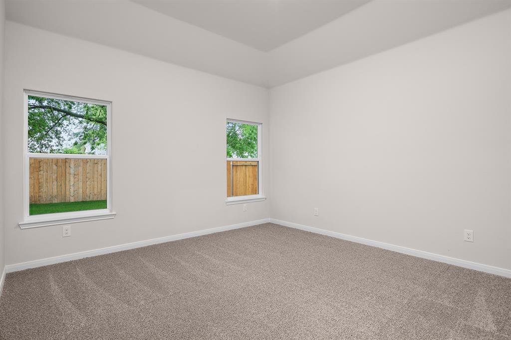 139 North Island Drive Property Photo 6