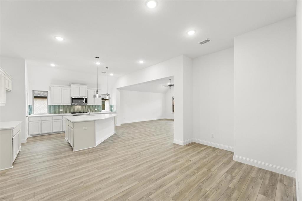 14526 Jemison Street Property Photo 8