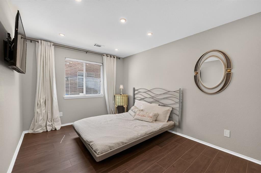 929 Warbler Property Photo 23