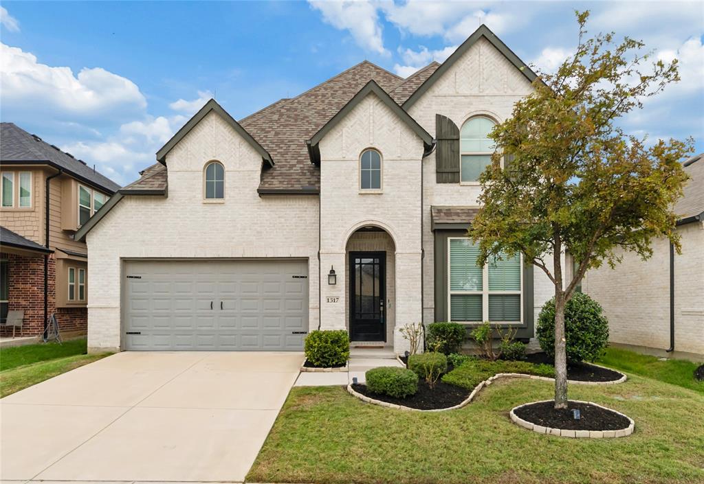 1317 Thrasher Drive Property Photo 1