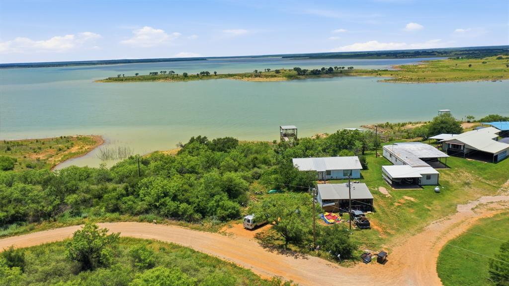 6401 Private Road 2742 Property Photo 1