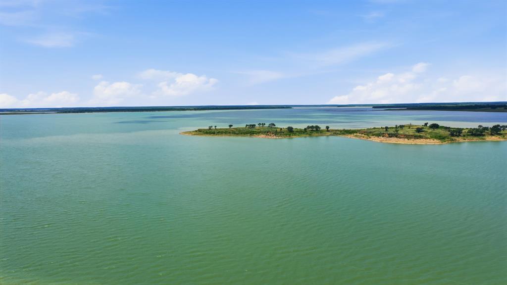 6401 Private Road 2742 Property Photo 1
