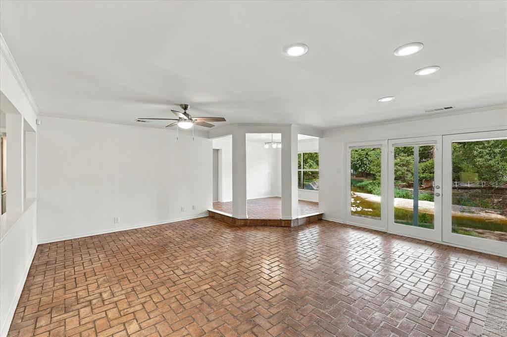 2811 Reedcroft Drive Property Photo 15