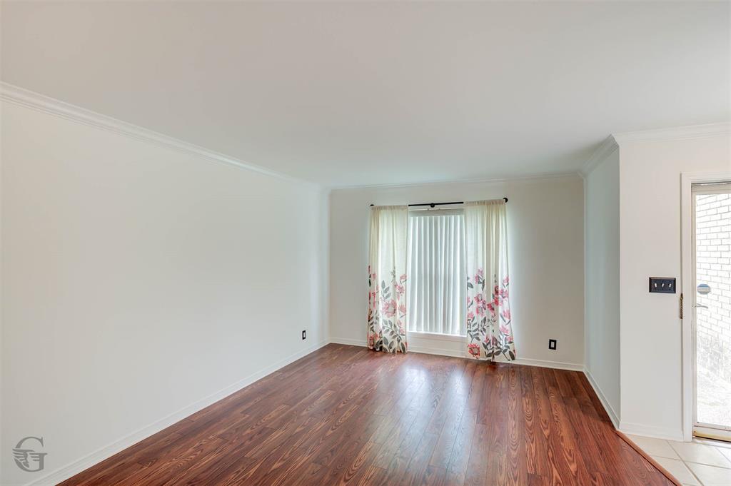 10013 Carlsbad Property Photo 4