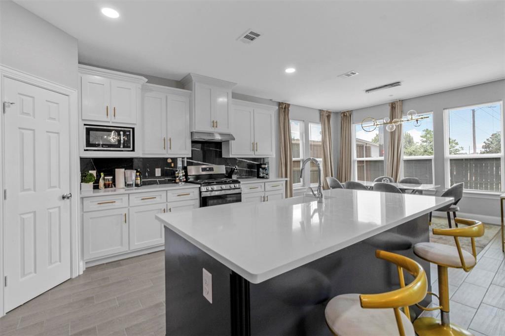610 Parker Circle Property Photo 8