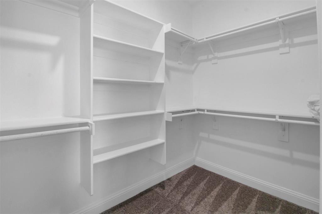 610 Parker Circle Property Photo 15