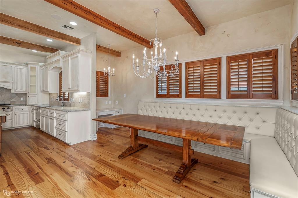 110 Esplanade Court Property Photo 13